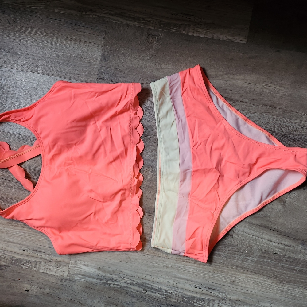 Coral Bikini Set with Scallop Trim